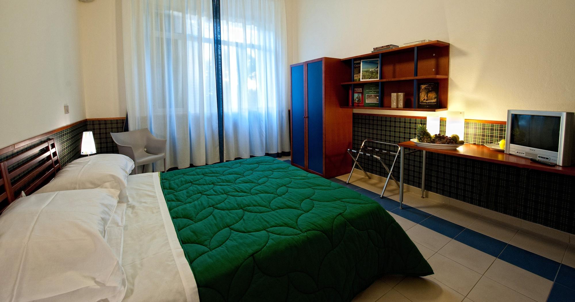 Hotel Villa Sturzo Caltagirone Bagian luar foto