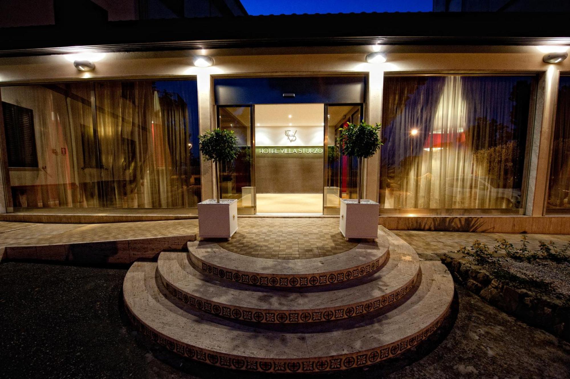 Hotel Villa Sturzo Caltagirone Bagian luar foto